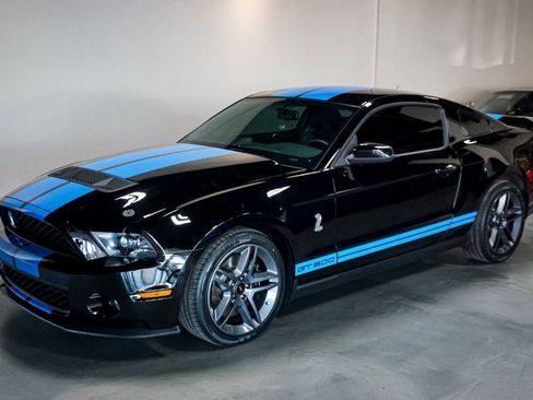 Used 2012 Ford Mustang Shelby GT500 w/ Electronics Pkg image 5