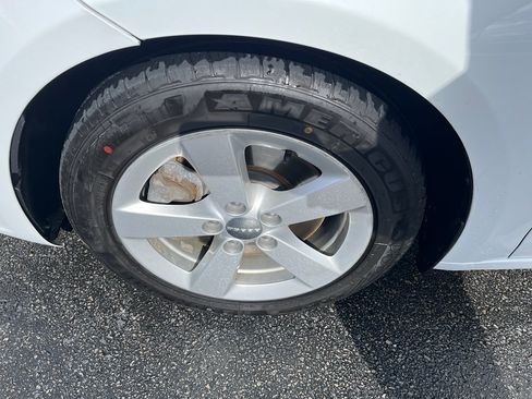 Used 2015 Dodge Dart SXT image 12