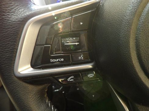 Used 2019 Subaru Outback 2.5i Limited image 30