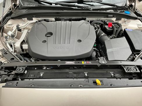 New 2026 Volvo V60 B5 Cross Country Ultra w/ Climate Package AWD/4WD image 24