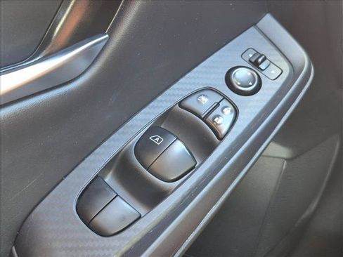 Used 2022 Nissan Sentra SV w/ All-Weather Package FWD image 12