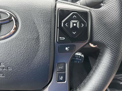 Used 2023 Toyota Tacoma TRD Sport image 27