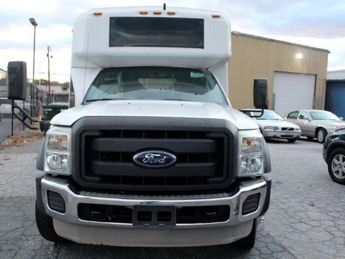 Used 2013 Ford F550 2WD Regular Cab Super Duty w/ Payload Upgrade Pkg image 2
