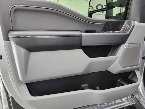 Used 2024 Ford F350 XLT w/ XLT Premium Package image 36