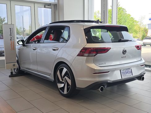 Used 2023 Volkswagen GTI SE FWD image 21