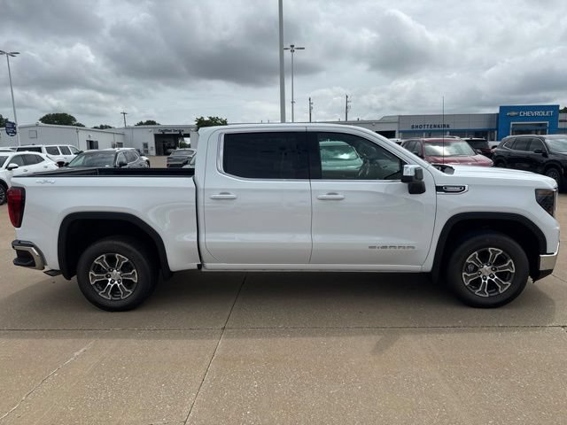New 2026 GMC Sierra 1500 SLE w/ Preferred Package AWD/4WD image 2