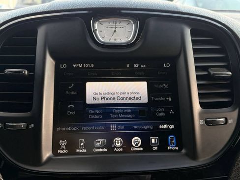 Used 2016 Chrysler 300 S AWD/4WD image 18