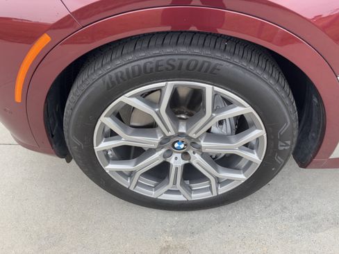 Certified 2025 BMW X7 xDrive40i AWD/4WD image 13