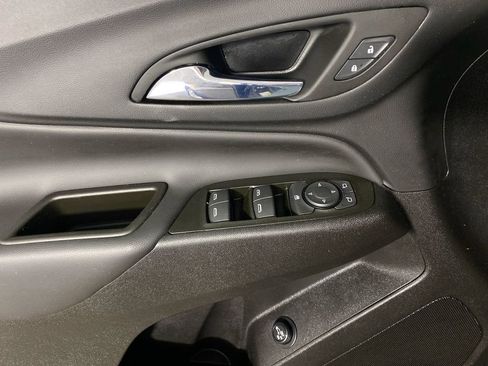Certified 2024 Chevrolet Equinox LT FWD image 13