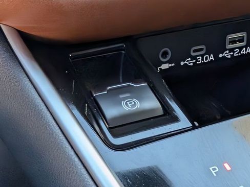 Used 2024 Subaru Outback Touring XT image 15