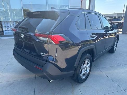 Used 2025 Toyota RAV4 XLE AWD/4WD image 7
