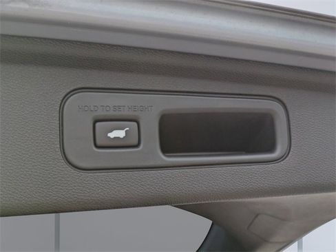 Certified 2023 Honda Odyssey Touring image 14