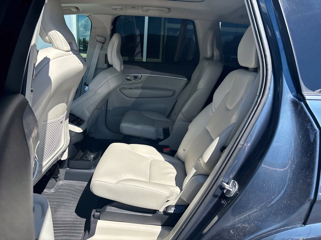 Used 2024 Volvo XC90 B6 Plus w/ Protection Package Premier AWD/4WD image 13