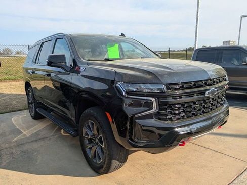 Used 2023 Chevrolet Tahoe Z71 w/ Luxury Package image 2