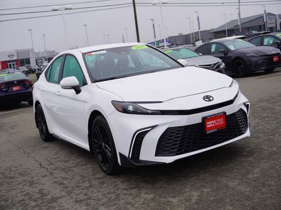 Used 2025 Toyota Camry SE