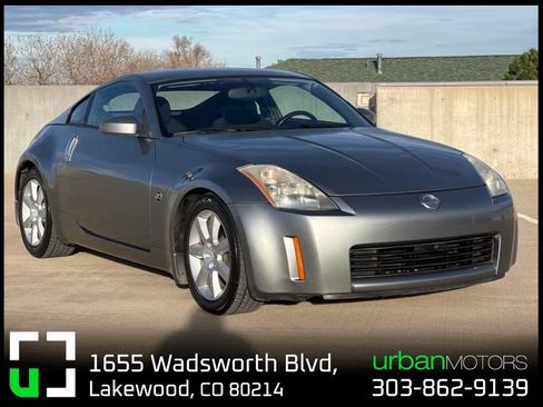 Used 2004 Nissan 350Z Enthusiast w/ Aerodynamics Pkg image 1