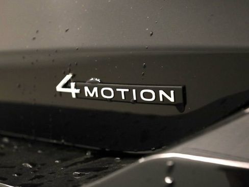 New 2026 Volkswagen Tiguan SE image 39