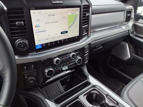 New 2025 Ford F450 Platinum image 7