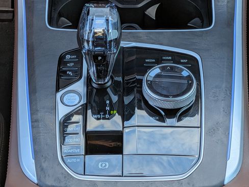 Used 2023 BMW X5 sDrive40i w/ Executive Package image 24