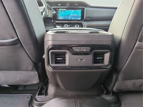 Used 2023 GMC Sierra 1500 AT4 w/ AT4 Premium Package image 31
