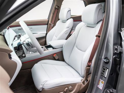 New 2026 Genesis GV70 2.5T Advanced AWD/4WD image 19