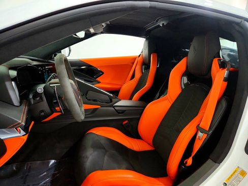 Used 2025 Chevrolet Corvette 3LT w/ Z51 Performance Package image 18