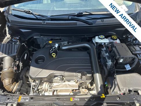 Used 2023 Chevrolet Equinox LT FWD image 30