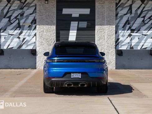 Used 2024 Porsche Cayenne Turbo GT image 13