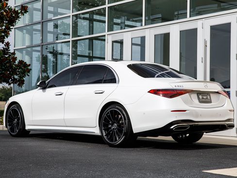 Used 2026 Mercedes-Benz S 580 4MATIC Sedan image 12