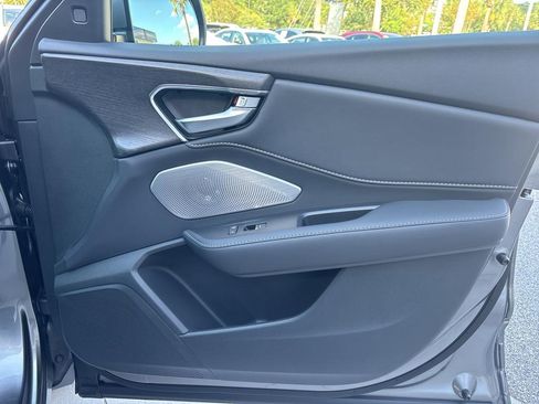 Certified 2025 Acura RDX SH-AWD w/ Advance Package image 18