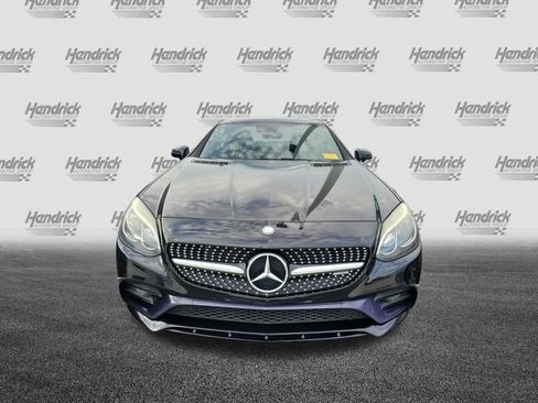 Used 2017 Mercedes-Benz SLC 43 AMG image 3
