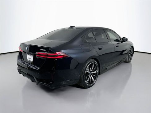 New 2026 BMW 530i xDrive w/ M Sport Package AWD/4WD image 10