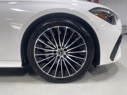 Certified 2026 Mercedes-Benz CLE 300 4MATIC Coupe image 16