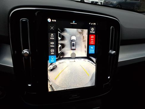 New 2026 Volvo XC40 B5 Ultra w/ Protection Package Premier image 21