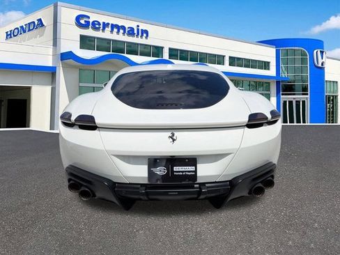 Used 2022 Ferrari Roma RWD image 5