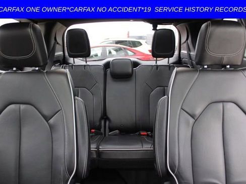 Used 2018 Chrysler Pacifica Limited w/ Advanced Safetytec Group image 29