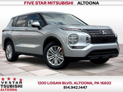 New 2025 Mitsubishi Outlander ES