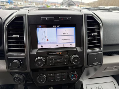 Used 2019 Ford F150 XLT w/ Equipment Group 302A Luxury image 11