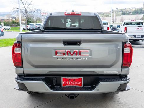 Used 2026 GMC Canyon Elevation AWD/4WD image 6