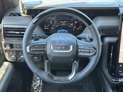New 2026 GMC Yukon XL AT4 w/ AT4 Premium Plus Package AWD/4WD image 8