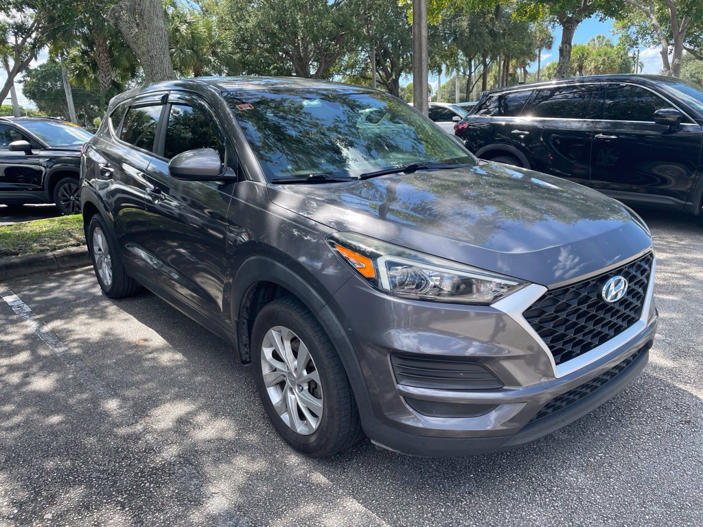 Used 2021 Hyundai Tucson SE FWD image 2