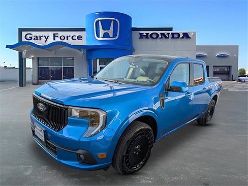 Used 2025 Ford Maverick Lobo image 4