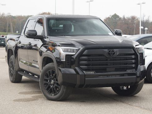 New 2026 Toyota Tundra Limited image 17