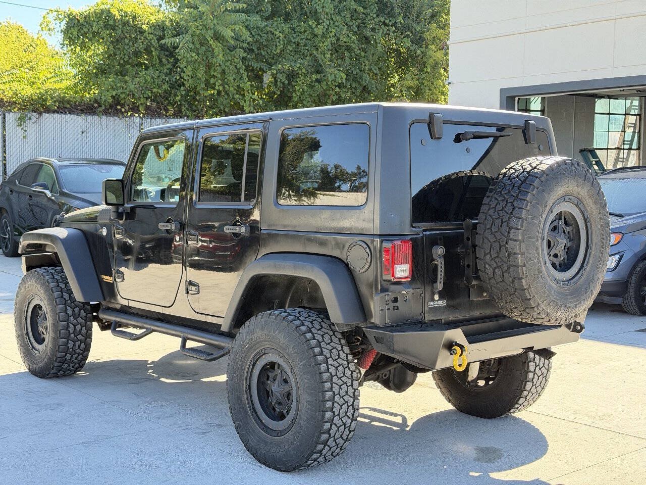 Used 2017 Jeep Wrangler Unlimited Sport w/ Quick Order Package 24S AWD/4WD image 5