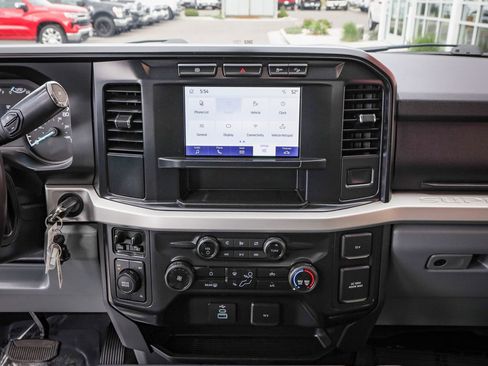 Used 2024 Ford F450 XLT w/ FX4 Off-Road Package AWD/4WD image 18
