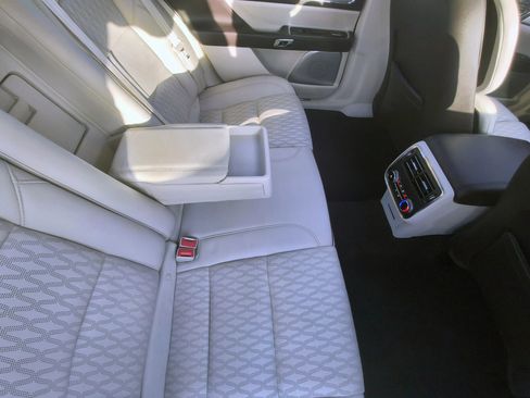 Used 2020 Lincoln Continental Black Label image 31