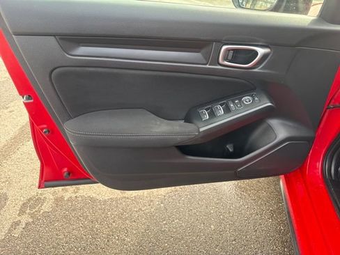 Certified 2022 Honda Civic Sport image 9