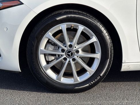 Used 2021 Mercedes-Benz A 220 image 30