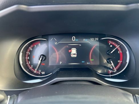 Used 2025 Toyota RAV4 XLE w/ Convenience Package image 13