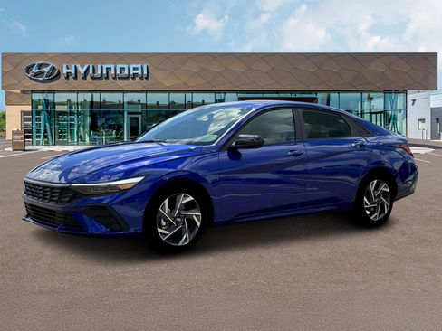 New 2025 Hyundai Elantra Sport image 2